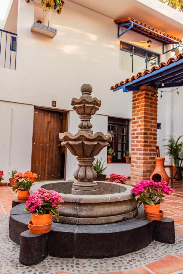 Casa De Hospedaje -La Abadia De San Pedro Guadalajara Exterior foto