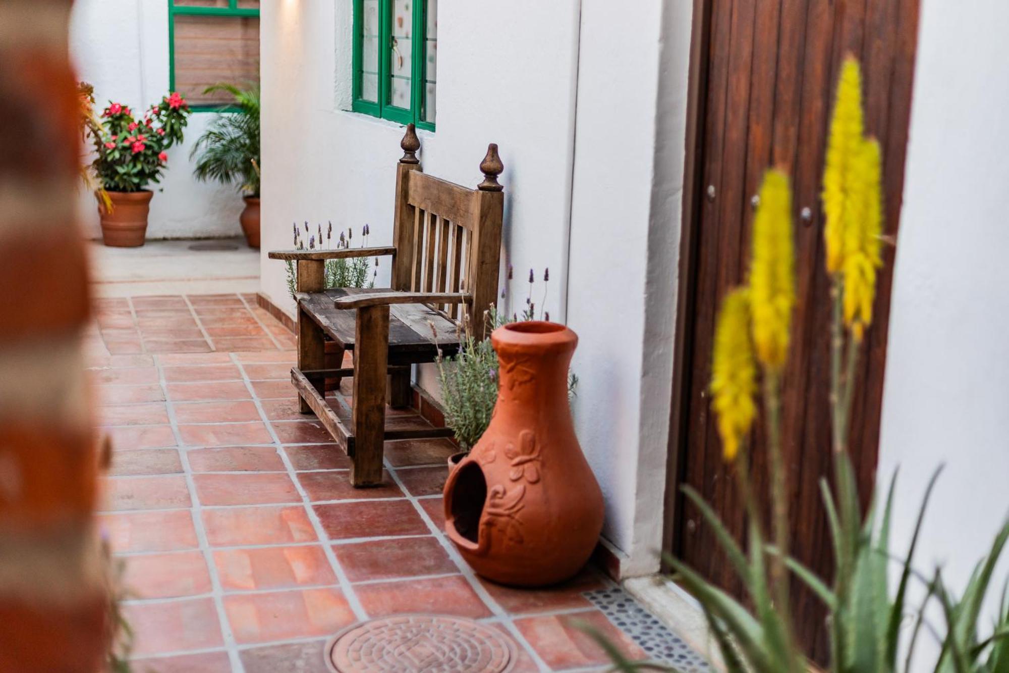 Casa De Hospedaje -La Abadia De San Pedro Guadalajara Exterior foto